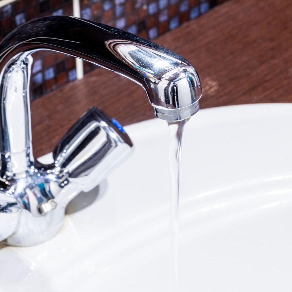 A Beginner's Guide to Understanding Well Water Pressure Issues